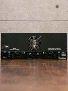 VHT G-2100-C Classic Power Amp 全体裏面 サムネイル