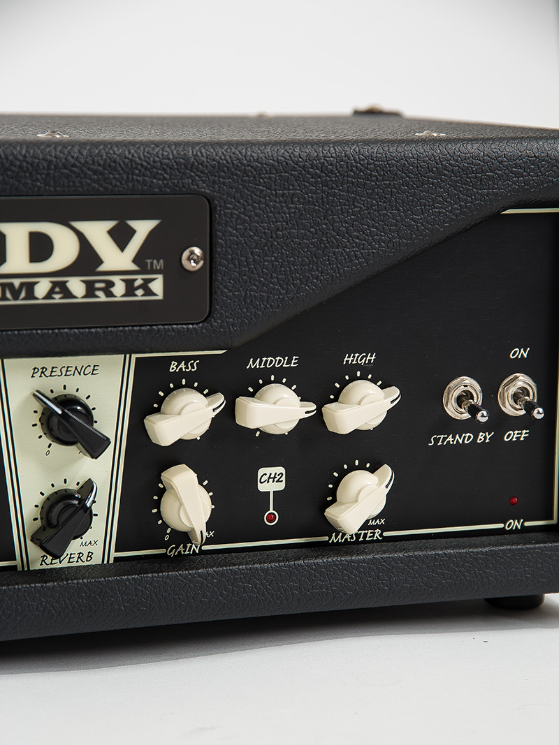 DV MARK LITTLE 40 II with DVM-FS2 4