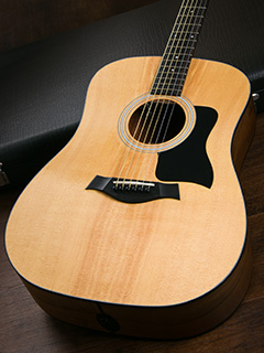 Taylor 110e Walnut 2017 ボディー正面 サムネイル