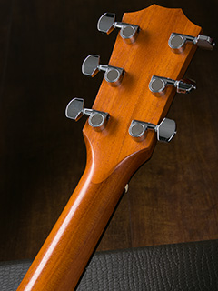 Taylor 110e Walnut 2017 ヘッド裏面 サムネイル