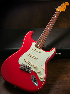 Fender Mexico 60's Stratocaster Lacquer PF Fiesta Red 全体裏面 サムネイル