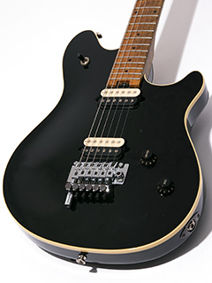 PEAVEY USA EVH Wolfgang Black ボディー正面 サムネイル