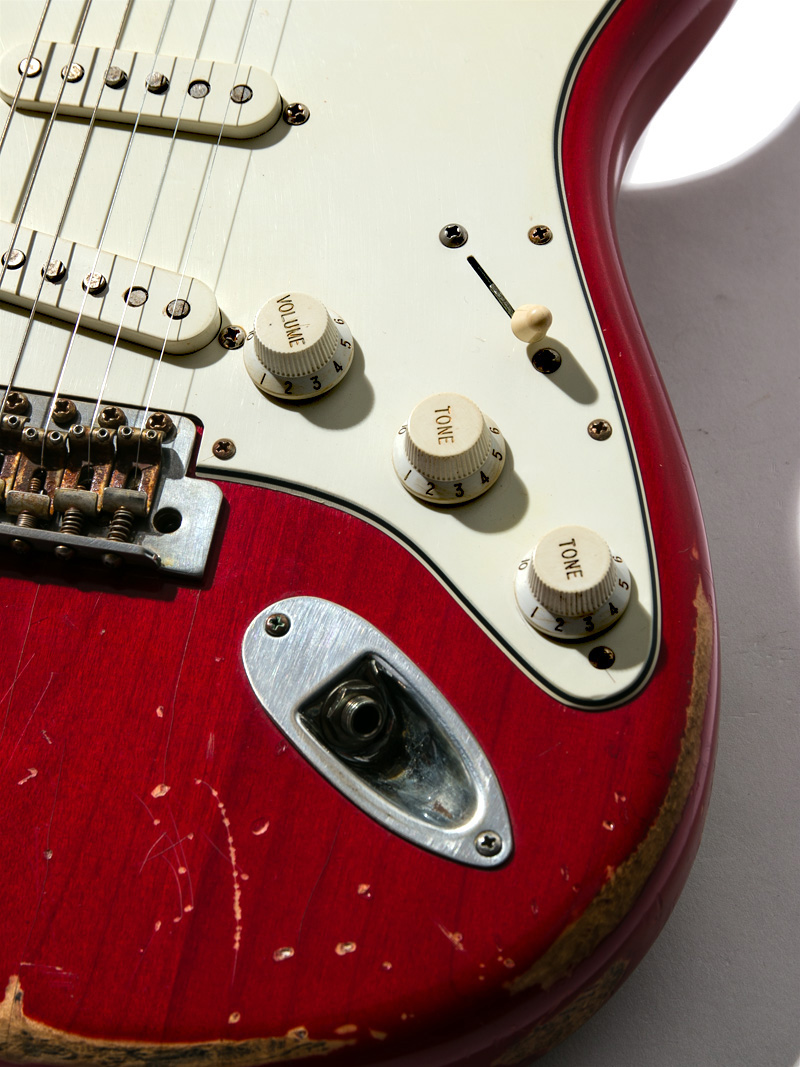 Fender Stratcaster Trans Dakota Red Aged  10