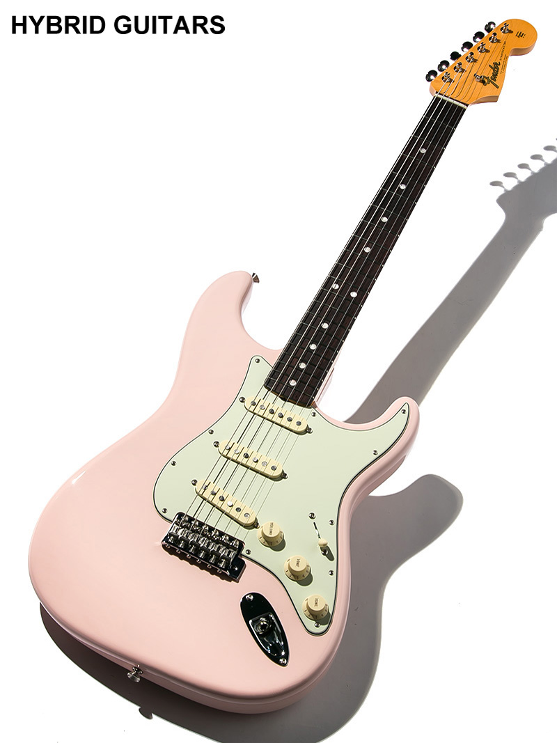 Fender USA American Original 
'60s Stratocaster Shell Pink 2020 1