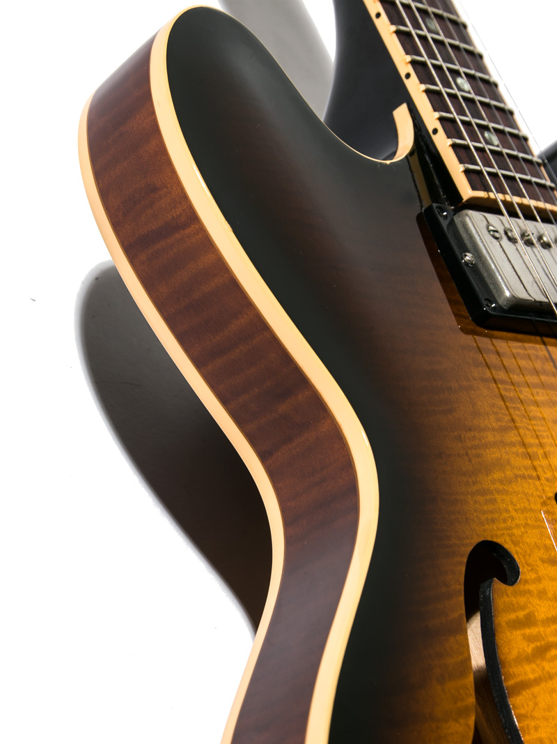 Gibson ES-335 Dot Figured Top & Back Vintage Sunburst 14