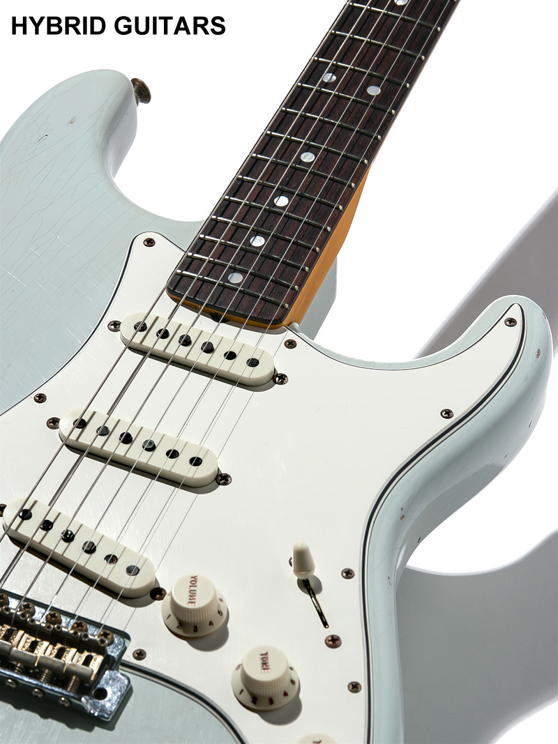 Fender Custom Shop 1964 Stratocaster Journeyman Relic Super Faded Aged Sonic Blue 9