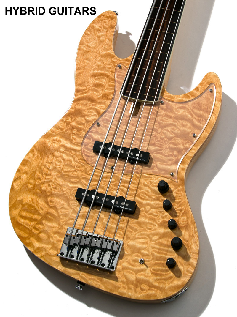 Sire Marcus Miller 5st Fretless V9 Swamp Ash  3