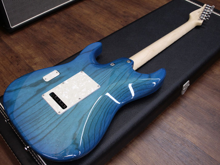 Tom Anderson Classic Sheer Bora to Trans Blue Burst  4