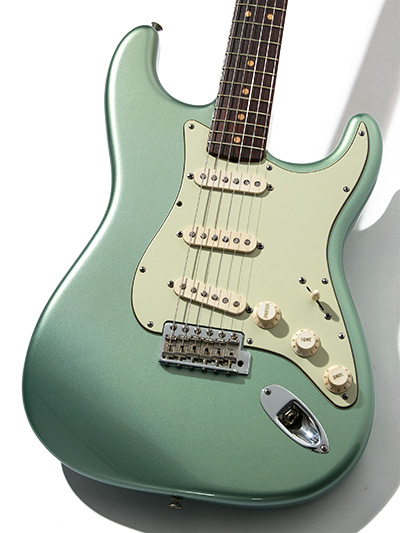 Fender Custom Shop Master Grade 1963 Stratocaster Matching Head Ice Blue Metallic