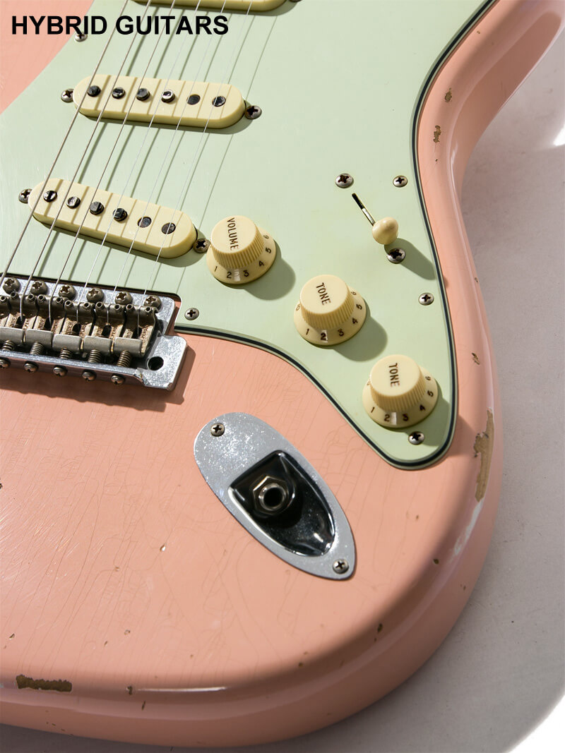 Fender Custom Shop 30th Anniversary Limited Custom Built 1960 Stratocaster Heavy Relic Aged Shell Pink  10