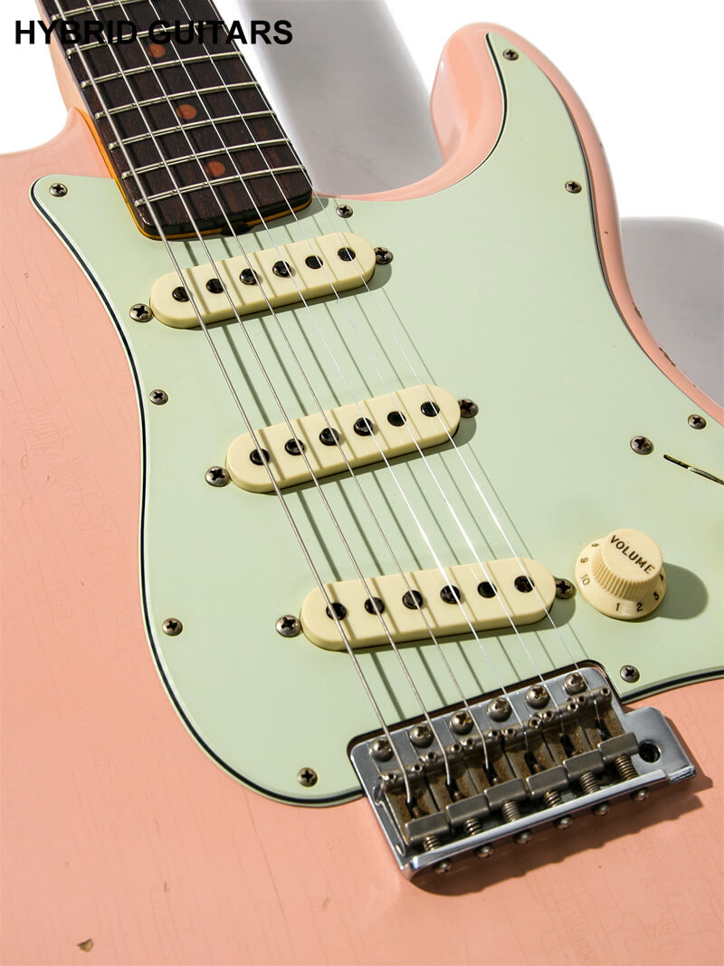Fender Custom Shop 30th Anniversary Limited Custom Built 1960 Stratocaster Heavy Relic Aged Shell Pink  11