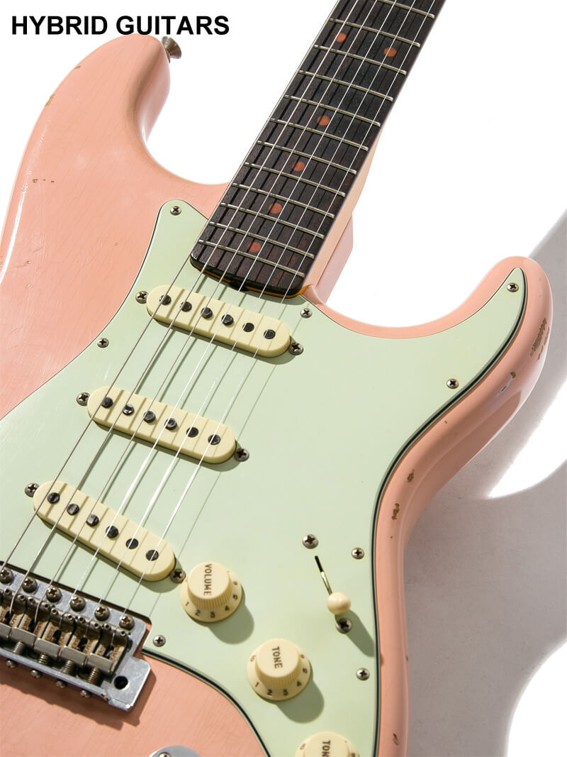 Fender Custom Shop 30th Anniversary Limited Custom Built 1960 Stratocaster Heavy Relic Aged Shell Pink  9