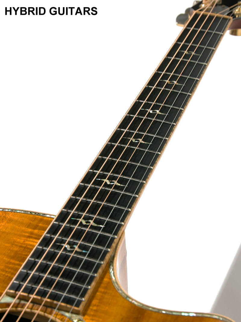 Taylor K26ce Hawaiian Koa 7