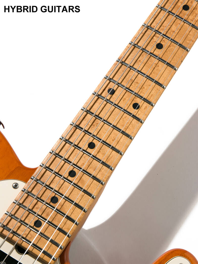 Suhr Custom Classic T SSS 1-Piece Birdseye & Swamp Singed Trans Honey 13