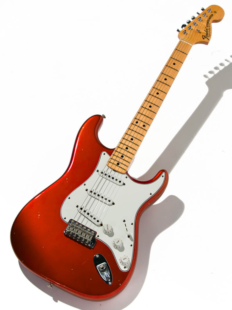 Fender Custom Shop 1969 Stratocaster Journeyman Relic Hand Wound P.U. Candy Apple Red(CAR)
1