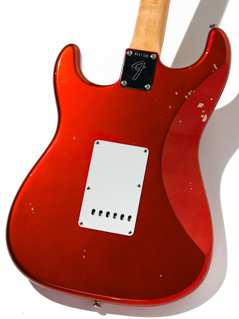 Fender Custom Shop 1969 Stratocaster Journeyman Relic Hand Wound P.U. Candy Apple Red(CAR)
4