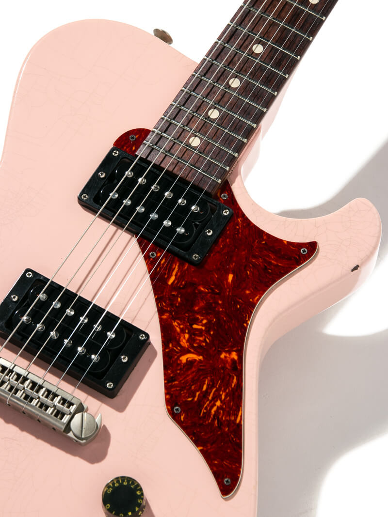Knaggs Guitars Kenai H2 Shell Pink Relic 9