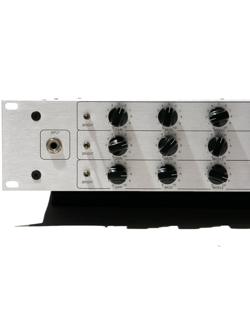 Custom Audio Amplifiers 3+SE Tube Guitar Preamp ボディー裏面