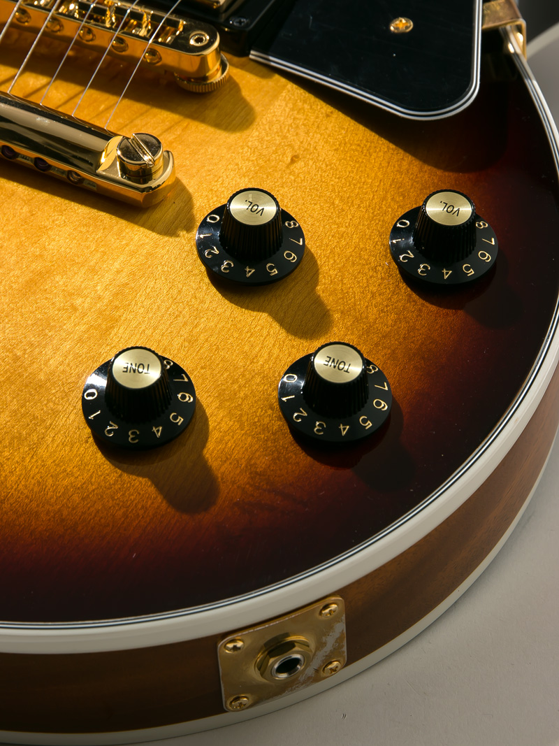 Gibson Les Paul Custom 70s Tobacco Burst 写真10
