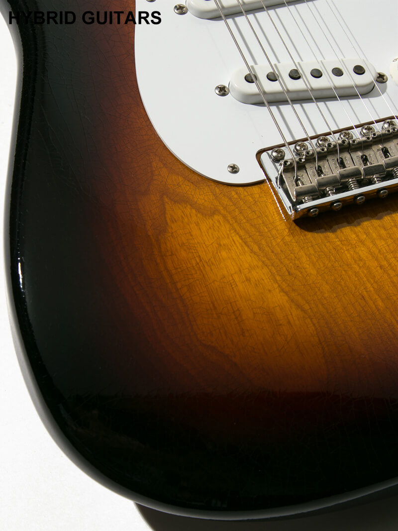 Fender Custom Shop Limited Edition 70th Anniversary 1954 Stratocaster Deluxe Closet Classic Wide-Fade 2 Color Sunburst 写真12
