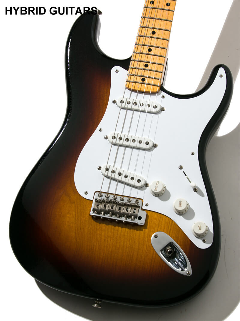 Fender Custom Shop Limited Edition 70th Anniversary 1954 Stratocaster Deluxe Closet Classic Wide-Fade 2 Color Sunburst ボディー正面