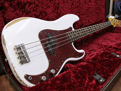 LSL INSTRUMENTS Balboa Bass Vintage White