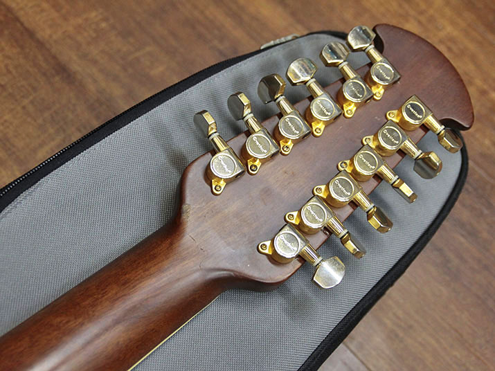 Ovation CSE245 12-strings 5