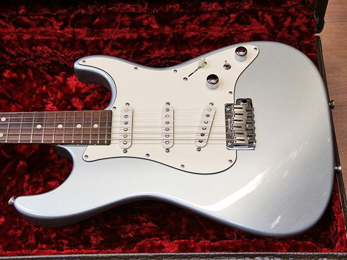 Tom Anderson The Classic Metallic Ice Blue 3